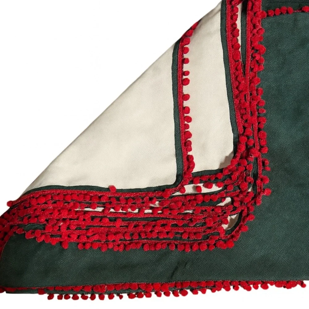 Festive Green & Red Pom Pom Christmas Napkins (Set of 16